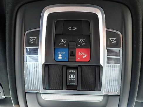 Used 2021 RAM 1500 Limited AWD/4WD image 23