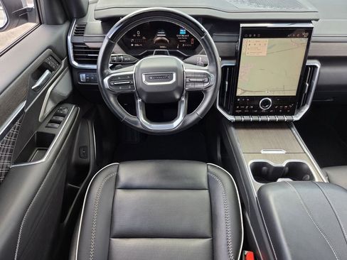 Used 2025 GMC Acadia Denali w/ Super Cruise Package image 15