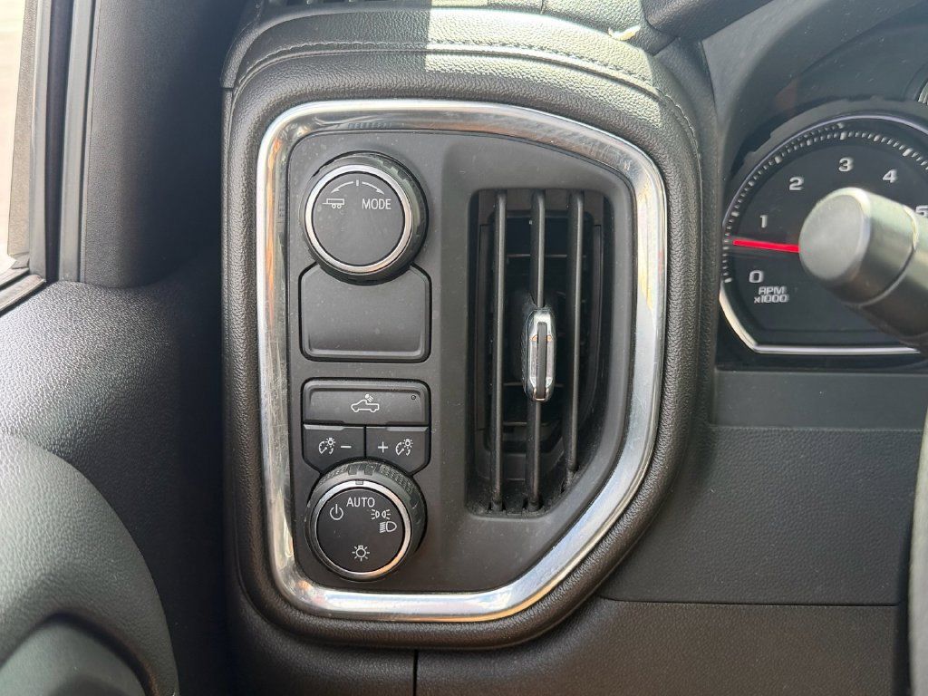 Used 2022 Chevrolet Silverado 2500 LT RWD image 28