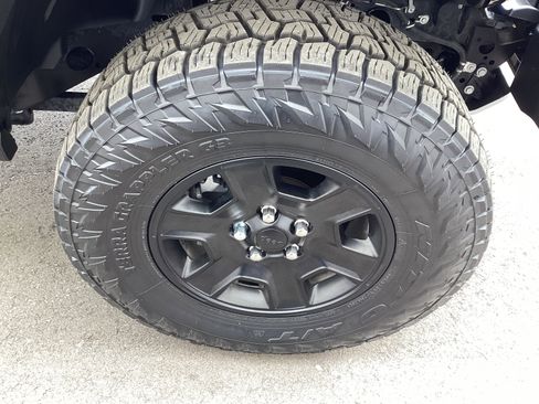 Used 2021 Jeep Gladiator Mojave image 27