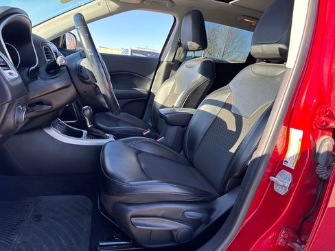 Used 2020 Jeep Compass Latitude image 16