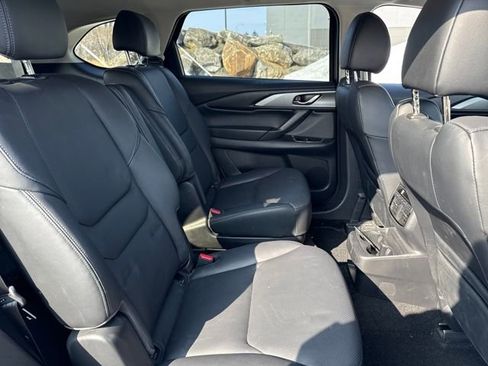Used 2023 MAZDA CX-9 Touring image 11