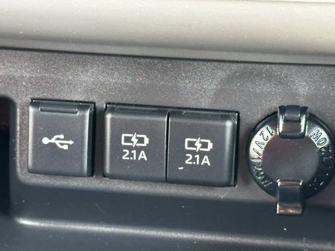 Used 2021 Toyota Highlander Platinum AWD/4WD image 20