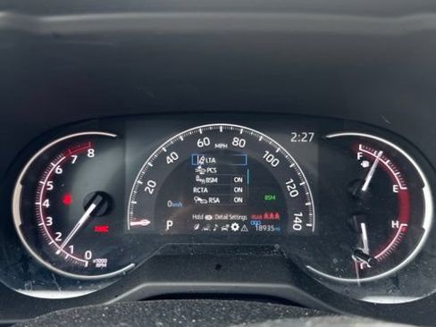 Used 2024 Toyota RAV4 XLE AWD/4WD image 6