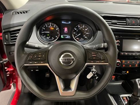 Used 2017 Nissan Rogue S w/ S Appearance Package AWD/4WD image 13