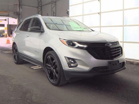 Used 2021 Chevrolet Equinox LT FWD image 2