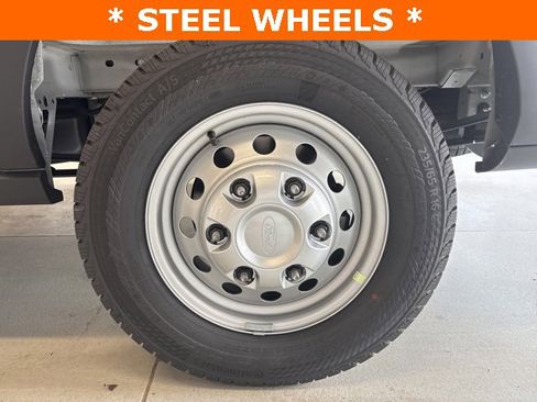 New 2025 Ford Transit 250 148 Medium Roof Extended AWD image 27