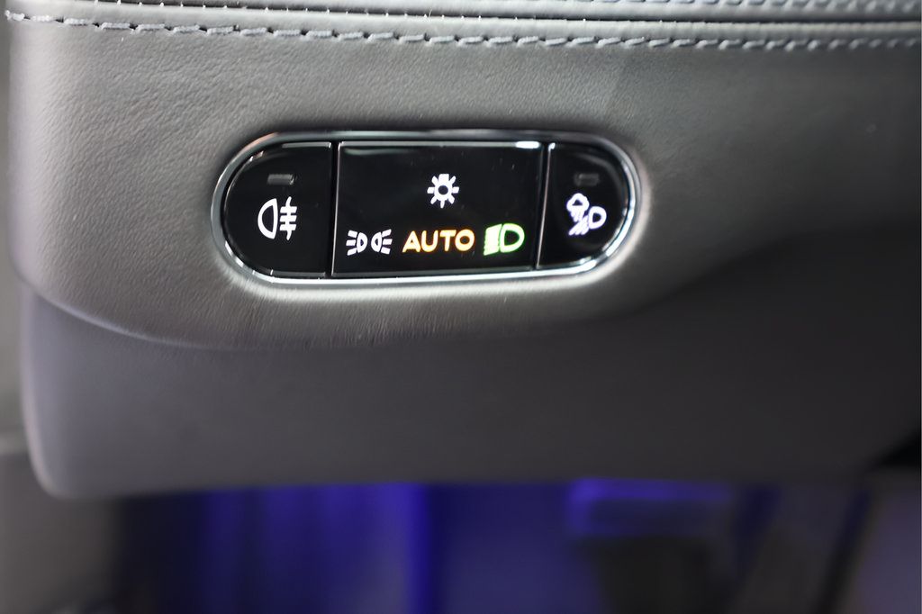 Used 2022 Bentley Continental GT AWD/4WD image 24