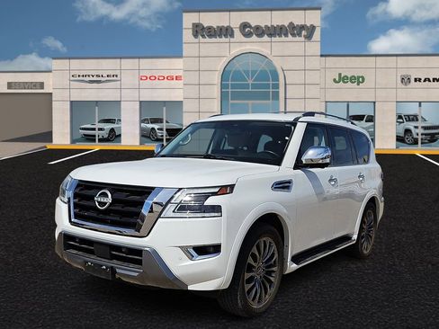 Used 2023 Nissan Armada Platinum w/ Captain's Chairs Package image 1