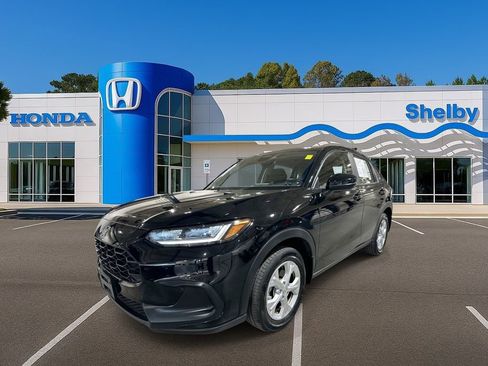 Used 2023 Honda HR-V LX image 4