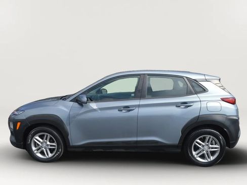 Used 2021 Hyundai Kona SE image 3