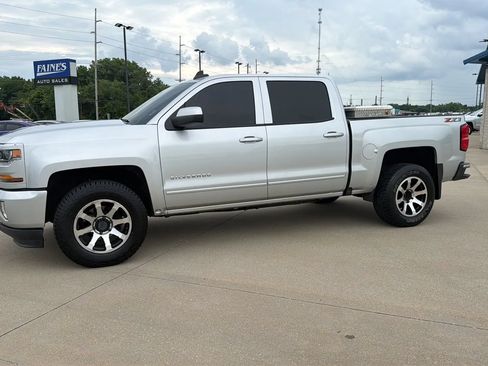Used 2018 Chevrolet Silverado 1500 LT w/ All Star Edition AWD/4WD image 6