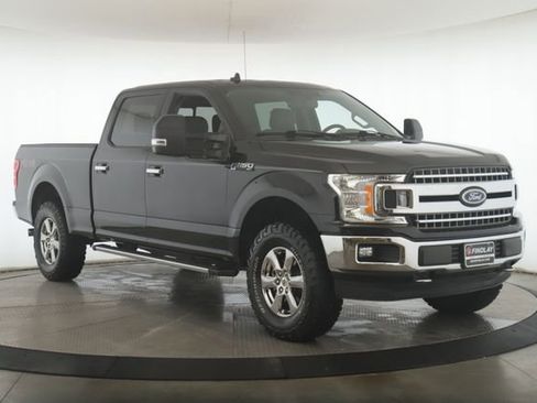 Used 2020 Ford F150 XLT w/ Equipment Group 302A Luxury image 2