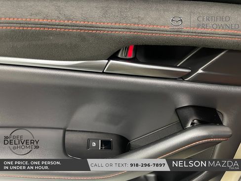 Certified 2025 MAZDA MAZDA3 Carbon image 38