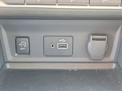 Certified 2025 Nissan Sentra S FWD image 26