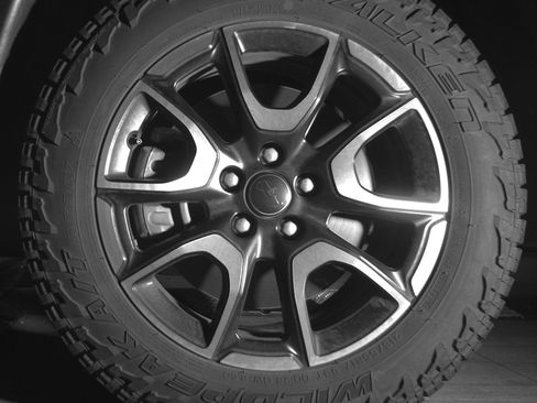 Used 2025 Jeep Compass Trailhawk AWD/4WD image 12
