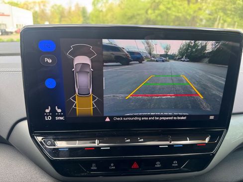 Used 2023 Volkswagen ID.4 Pro S image 26