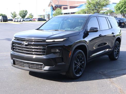 New 2026 Chevrolet Traverse LT w/ Midnight/Sport Edition FWD image 27