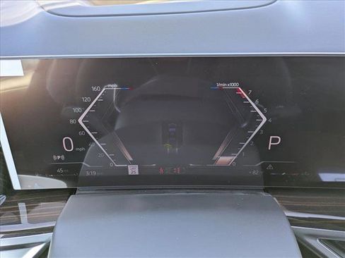 New 2026 BMW X6 xDrive40i image 11