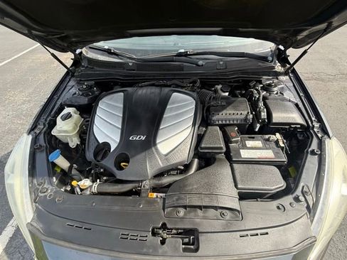 Used 2014 Kia Cadenza Premium w/ Technology Package FWD image 28