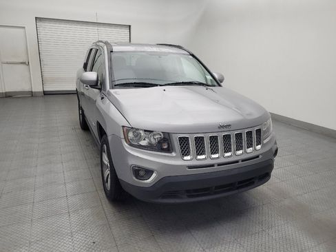 Used 2017 Jeep Compass High Altitude FWD image 14