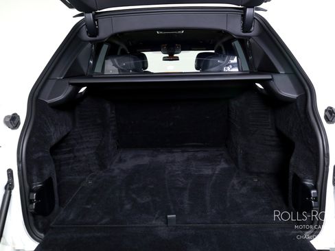 Certified 2020 Rolls-Royce Cullinan AWD/4WD image 27