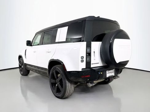 New 2026 Land Rover Defender 110 V8 AWD/4WD image 7