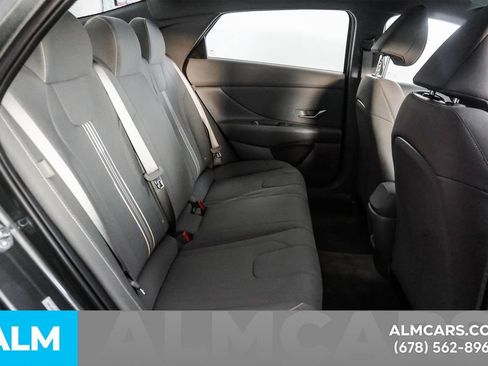 Used 2026 Hyundai Elantra Sport FWD image 15