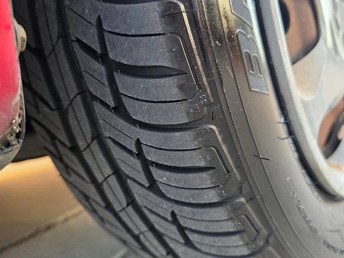 Used 2005 Hyundai Elantra GLS image 19