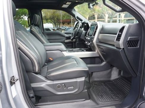 Certified 2022 Ford F350 Platinum w/ Tremor Off-Road Package AWD/4WD image 3