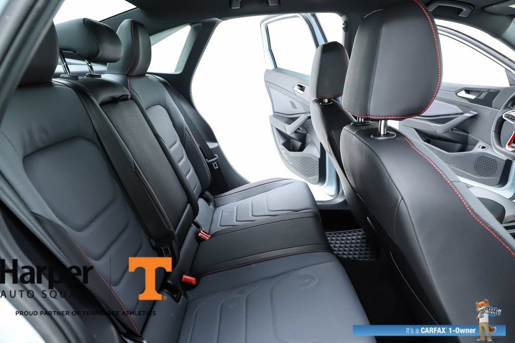 Used 2025 Volkswagen Jetta GLI Autobahn FWD image 37