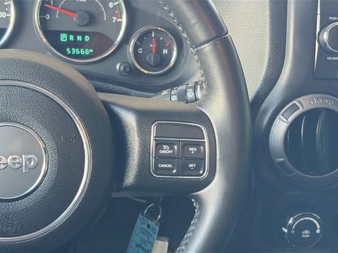 Used 2017 Jeep Wrangler Unlimited Sport w/ Quick Order Package 24S AWD/4WD image 30