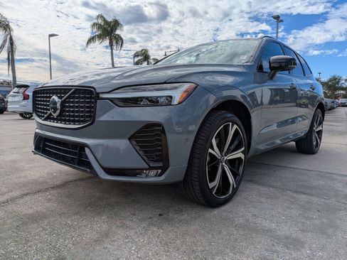 Used 2023 Volvo XC60 B5 Ultimate w/ Protection Package Premier image 8