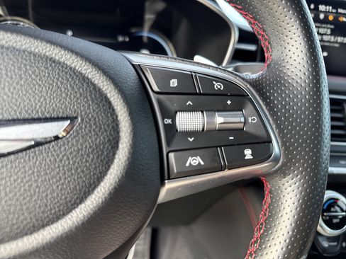 Used 2022 Genesis G70 3.3T w/ Sport Prestige Package image 19