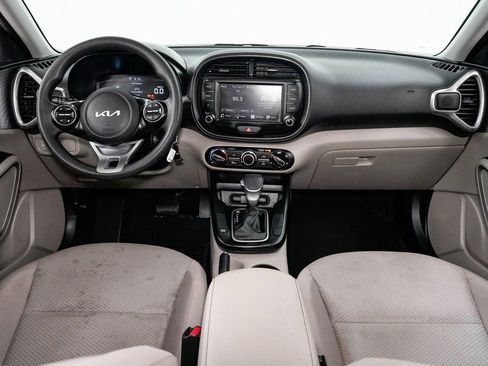 Used 2023 Kia Soul LX image 23