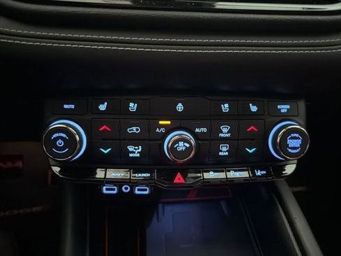 Used 2022 Dodge Durango SRT w/ Black Package AWD/4WD image 20