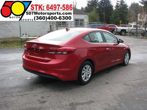 Used 2017 Hyundai Elantra SE FWD image 6