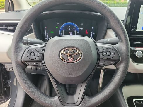 New 2026 Toyota Corolla LE image 18
