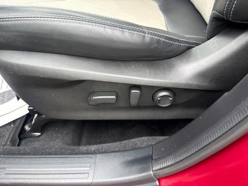 Used 2020 Subaru Forester Limited AWD/4WD image 18