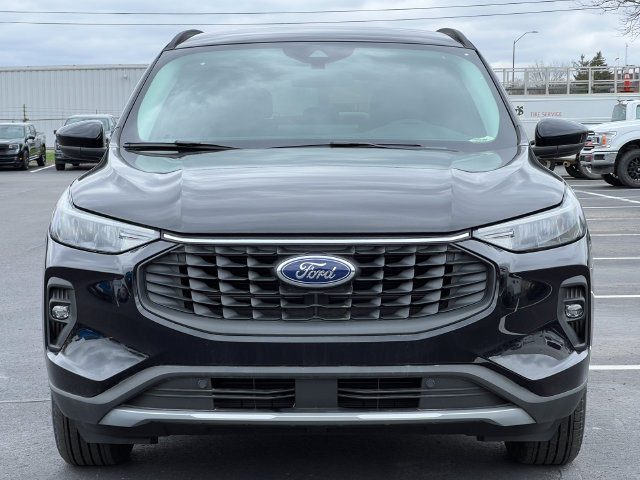 New 2024 Ford Escape SE FWD image 35