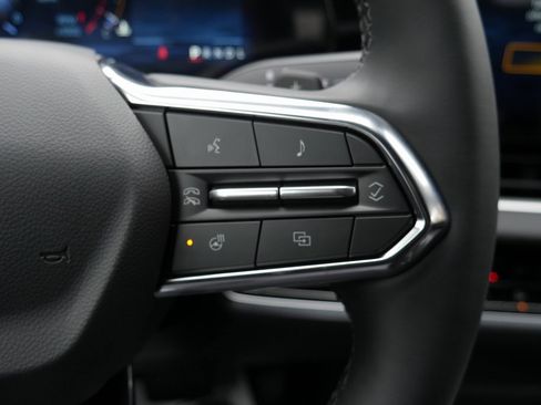 New 2026 Chevrolet Equinox LT image 14