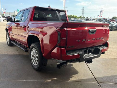 New 2026 Toyota Tacoma SR5 AWD/4WD image 4