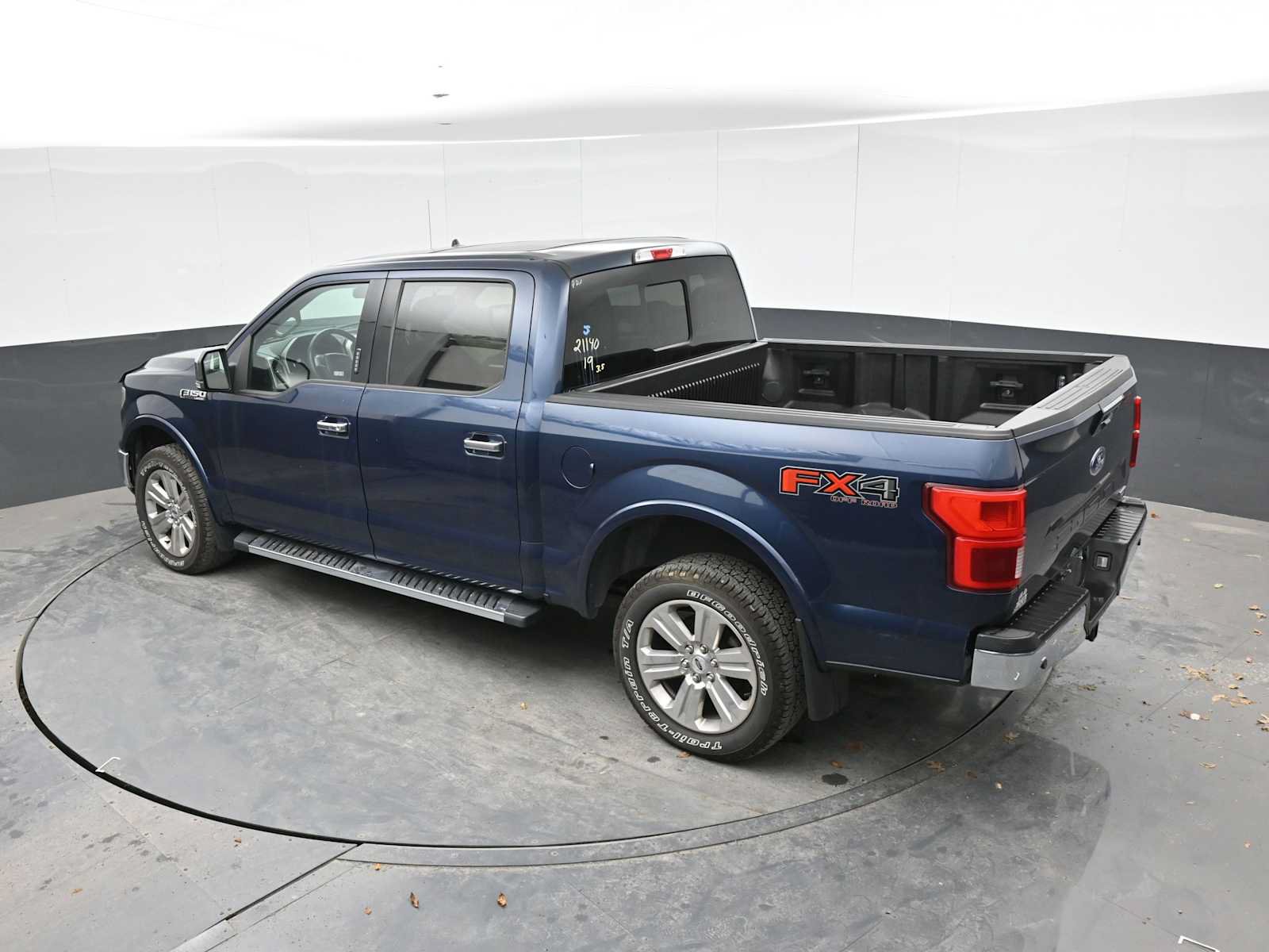 Used 2019 Ford F150 Lariat AWD/4WD image 11