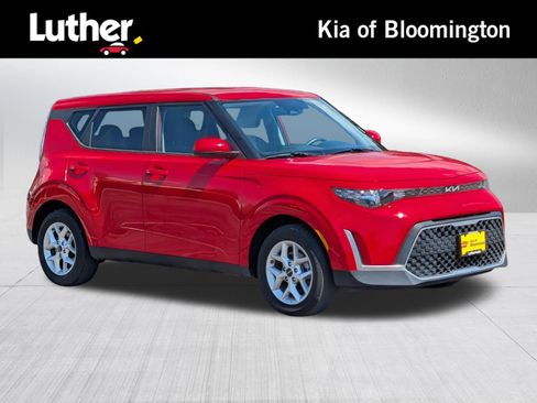 Certified 2025 Kia Soul LX w/ LX Technology Package FWD image 1