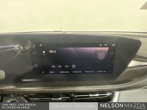 Used 2024 Buick Envista Sport Touring w/ Convenience I Package FWD image 32