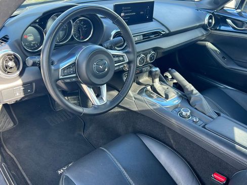 Used 2025 MAZDA MX-5 Miata RF Grand Touring RWD image 14