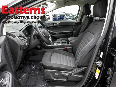 Used 2023 Ford Edge SE AWD/4WD image 13