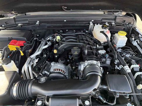 Used 2022 Jeep Gladiator Mojave w/ LED Lighting Group image 24