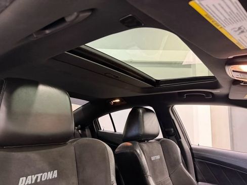 Used 2019 Dodge Charger Scat Pack w/ Daytona Edition Group RWD image 28
