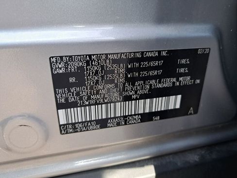 Used 2020 Toyota RAV4 XLE image 28